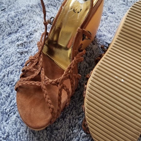 Dolce & Gabbana Brown Ankle Strap Sandals - Picture 5 of 9